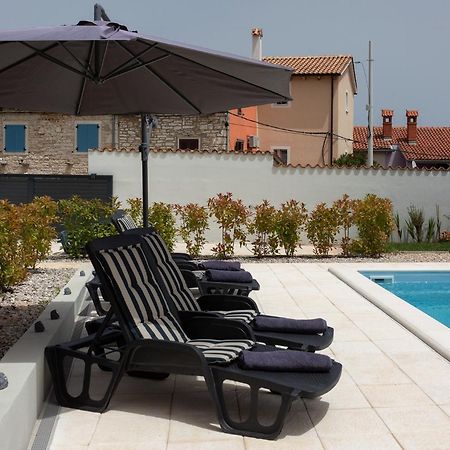 Holiday Home Volta Rakalj Екстер'єр фото