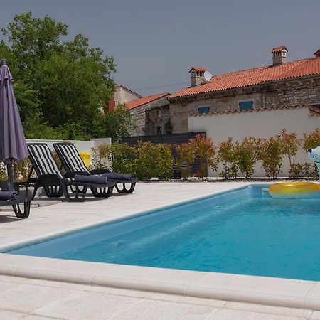 Holiday Home Volta Rakalj Екстер'єр фото