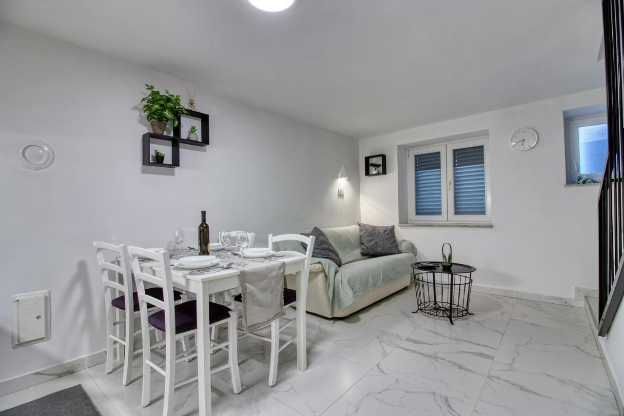 Holiday Home Volta Rakalj Екстер'єр фото