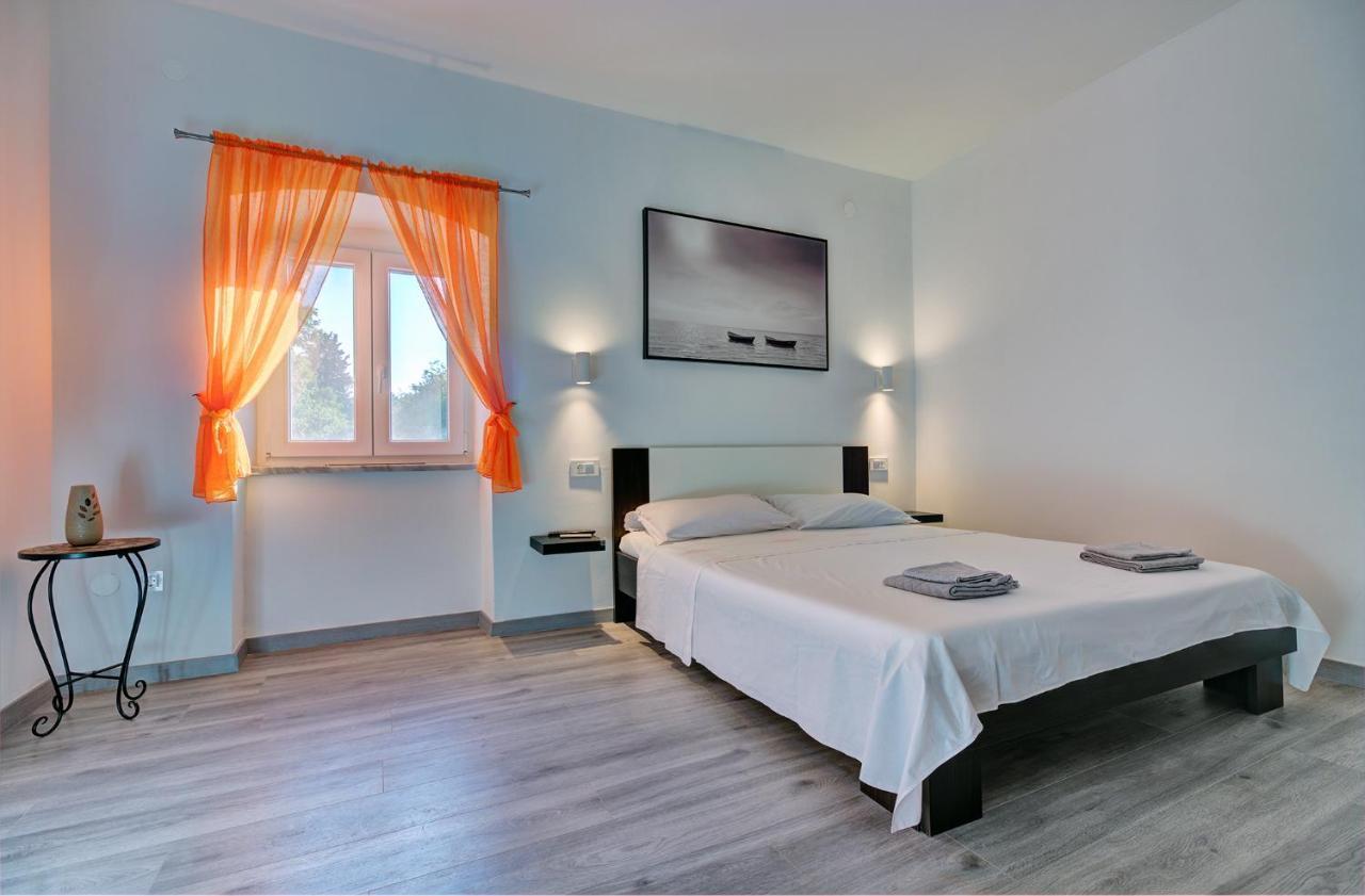 Holiday Home Volta Rakalj Екстер'єр фото